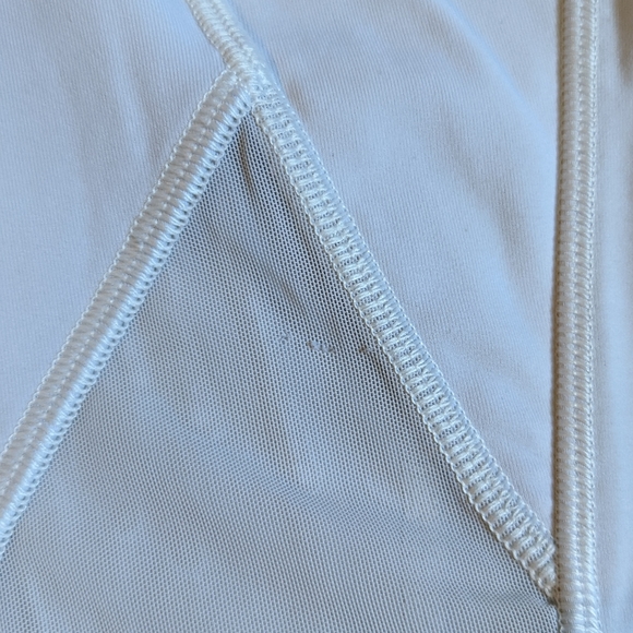 Lululemon Crop Leggings - Picture 3 of 6